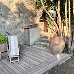 House With Pool, Jacuzzi And Sauna Near Avignon