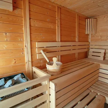 Ferienhaus House With Pool, Jacuzzi And Sauna Near Avignon Villeneuve-lès-Avignon