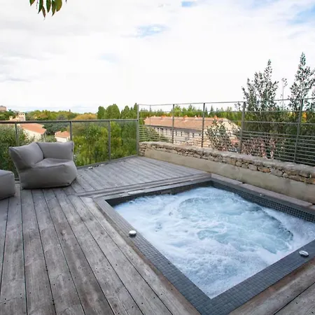 Ferienhaus House With Pool, Jacuzzi And Sauna Near Avignon