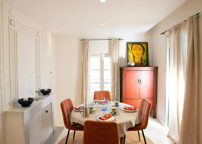 Vakantiehuis House With Pool, Jacuzzi And Sauna Near Avignon *