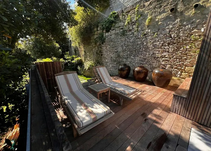 House With Pool, Jacuzzi And Sauna Near Avignon Villeneuve-lès-Avignon